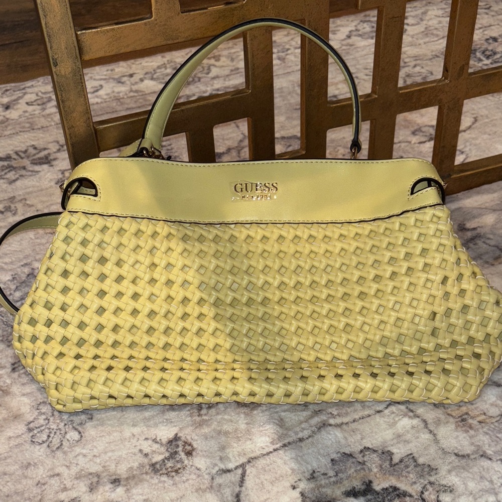GUESS Lemon Woven Shoulder Bag